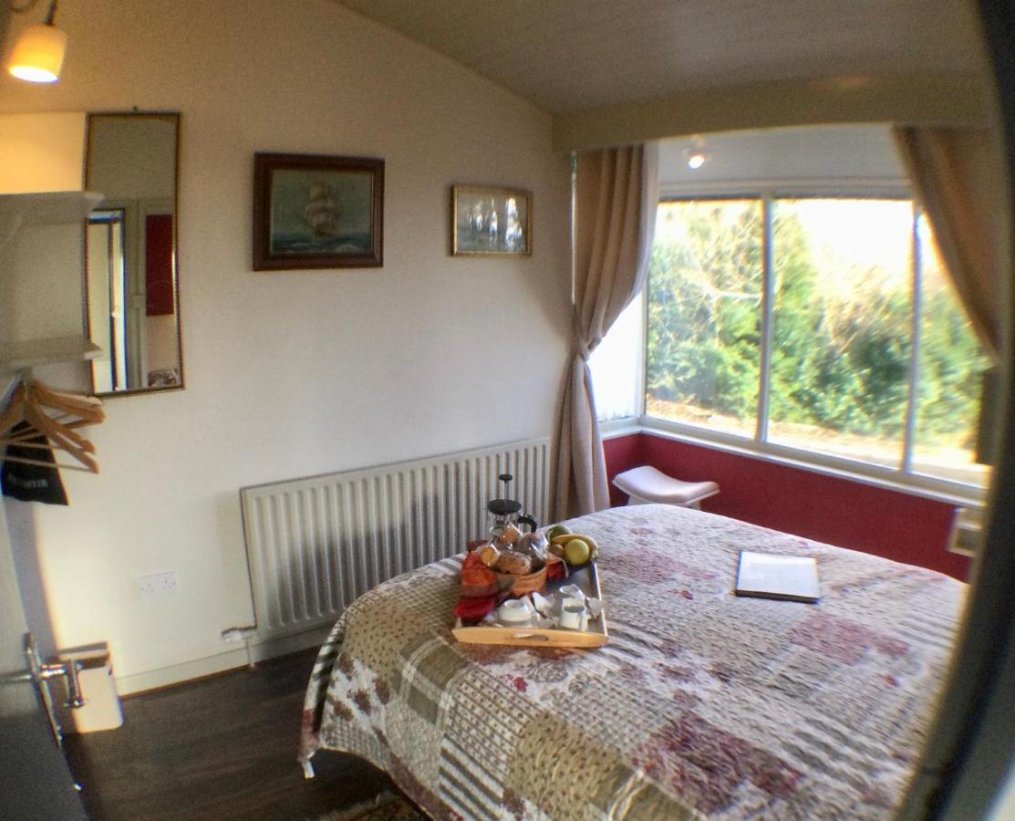 Rodeen Country House Bed & Breakfast Castletownbere Dış mekan fotoğraf